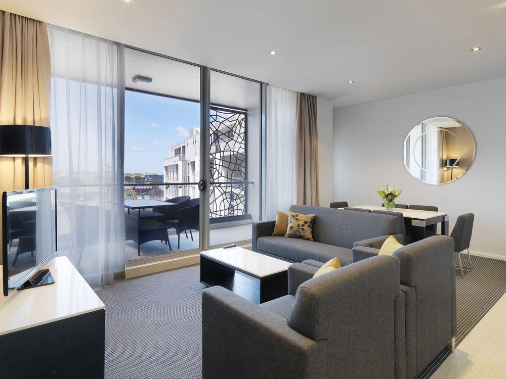 Meriton Suites Zetland Sydney Luaran gambar A suite at the hotel